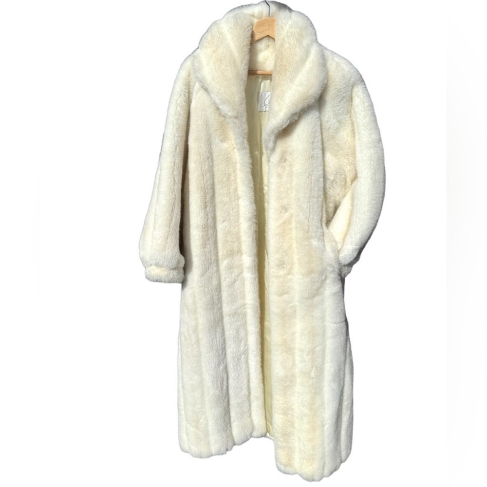 Vintage Fur Coat Maxi Faux Off White 80s Quality
Oversize Pockets Sz 6